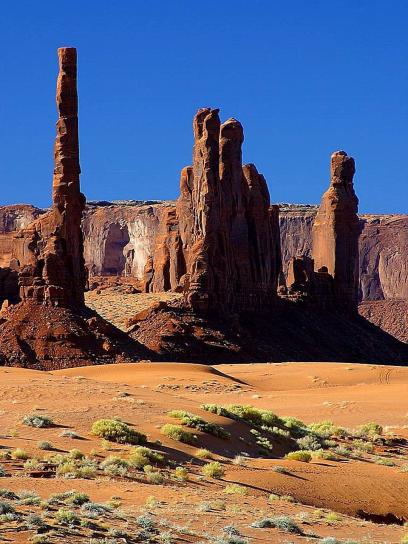 totem, pole, monument, valley