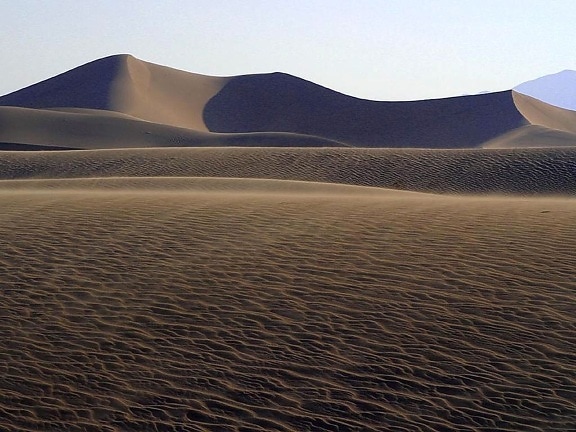 เนินทรายของทะเลทราย ทราย