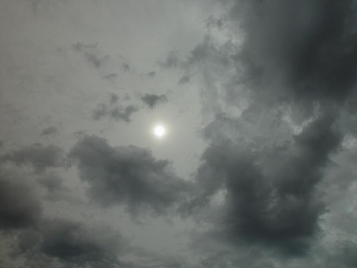 外国人、空、かすんでいる、太陽の下、2 つの層、雲、グッドアース
