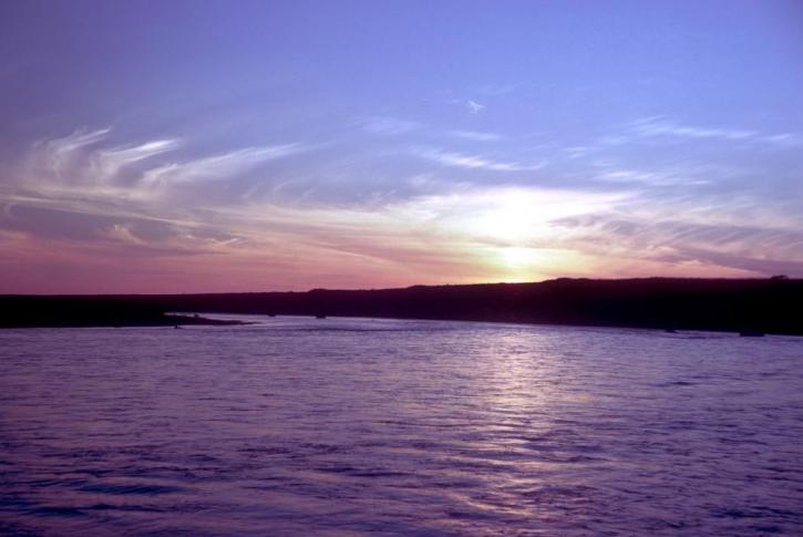 rieka, západ slnka