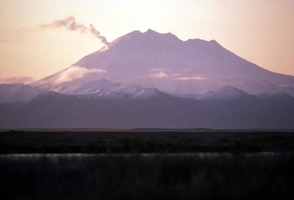 Аляска, полуостров, пушене, вулкан
