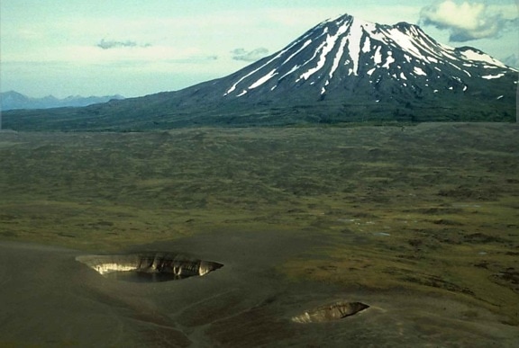 volcano, mountain, peulik