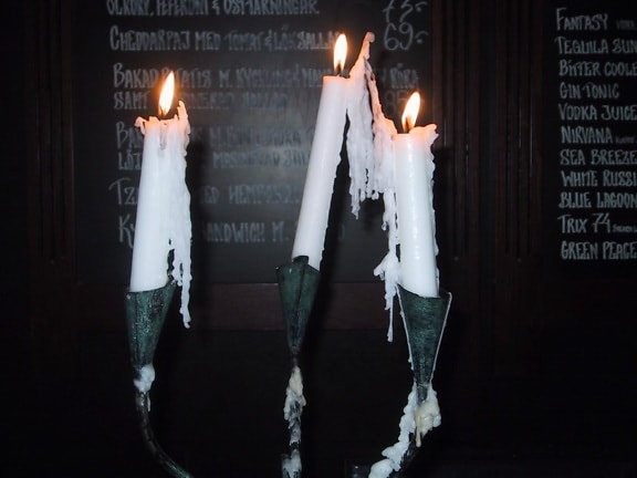 bar, candles