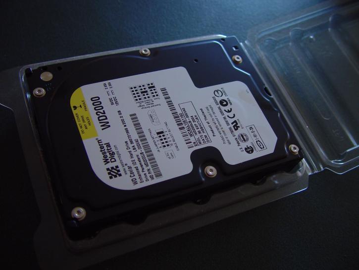 200 GB 7200rpm, IDE-Festplatte
