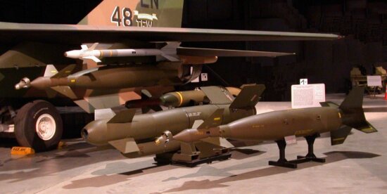 sidewinders, laser, guided, electro, optic, smart, bombs