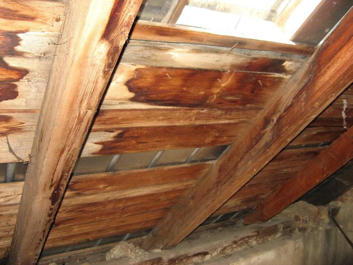 old, wooden, roof