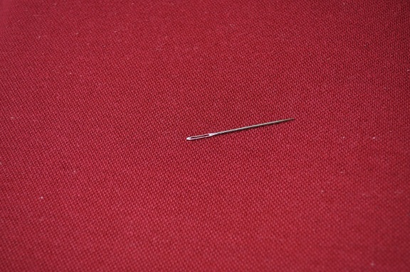 aguja de coser