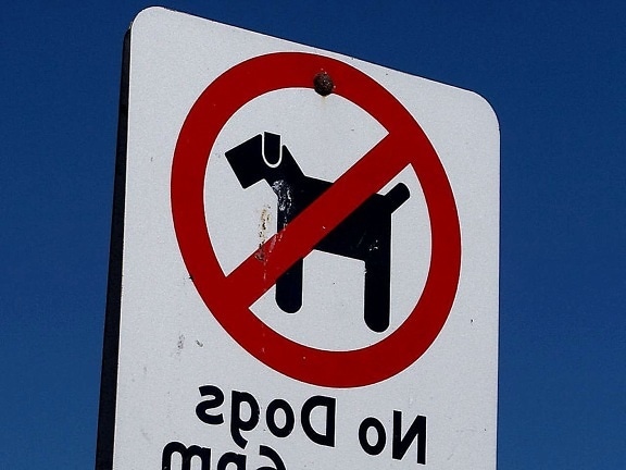 ondertekenen, geen honden toegestaan