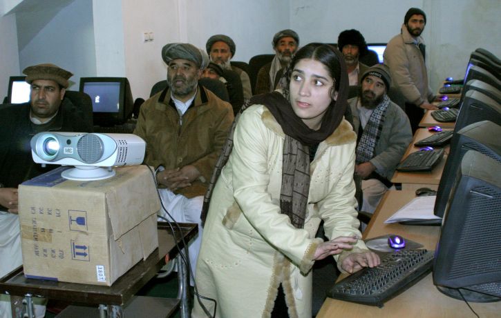 Afghanistan, orang, belajar, komputer