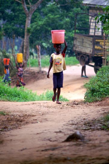 girl, carries, bucket, water, morning