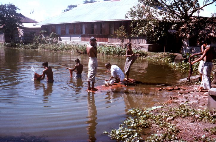 Bangladesh, pria, anak-anak, mandi, Patuakhali, kota, komunal, mandi, tangki