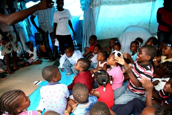 Αϊτή, χρηματοκιβώτιο, χώρο, παιδιά, στρατόπεδα