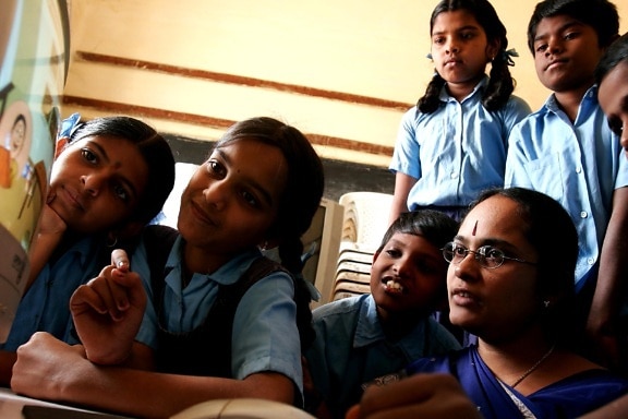 jonge, Indiase, meisjes, leraar
