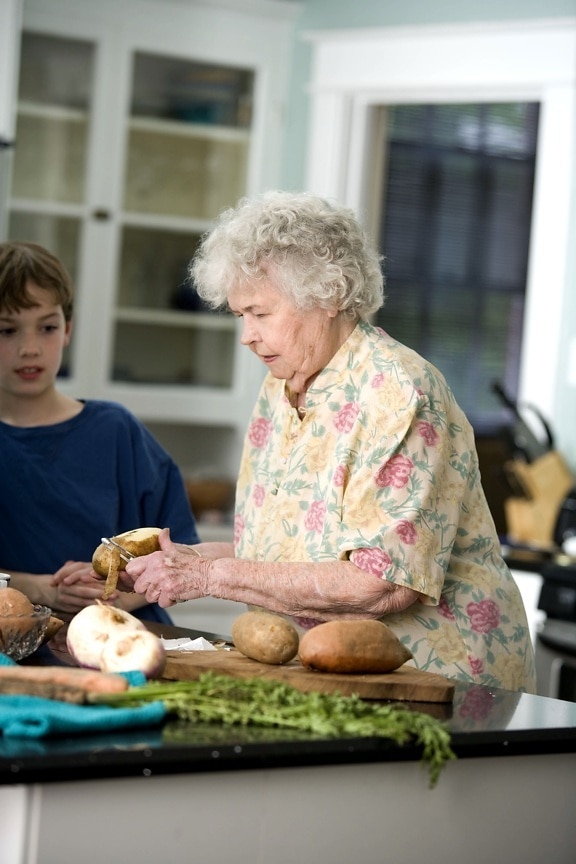 elderly, woman, grandson, kitchen
