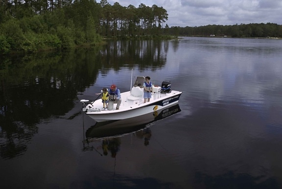 family, recreation, lake, boat