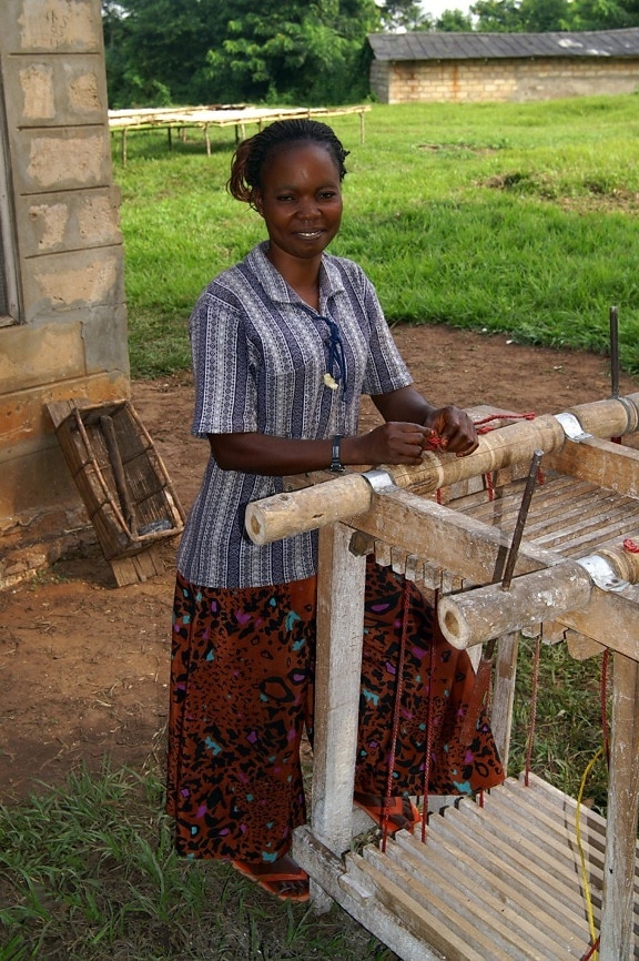 female, work, extracting, moisture, cassava, roots