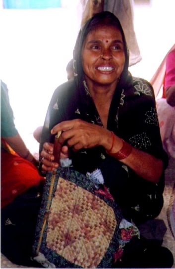 äldre indisk, kvinna