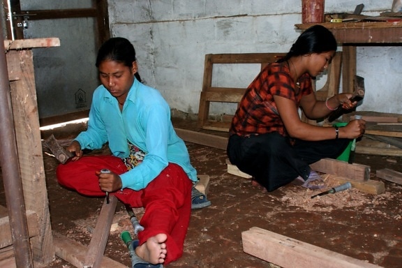 Nepalese, women, carpenters