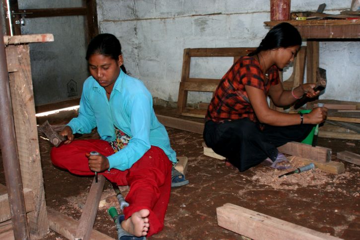 Nepal, perempuan, tukang kayu