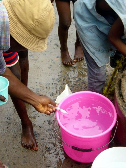 libériennes, citoyens, partie, l'eau, la purification, le processus, les programmes
