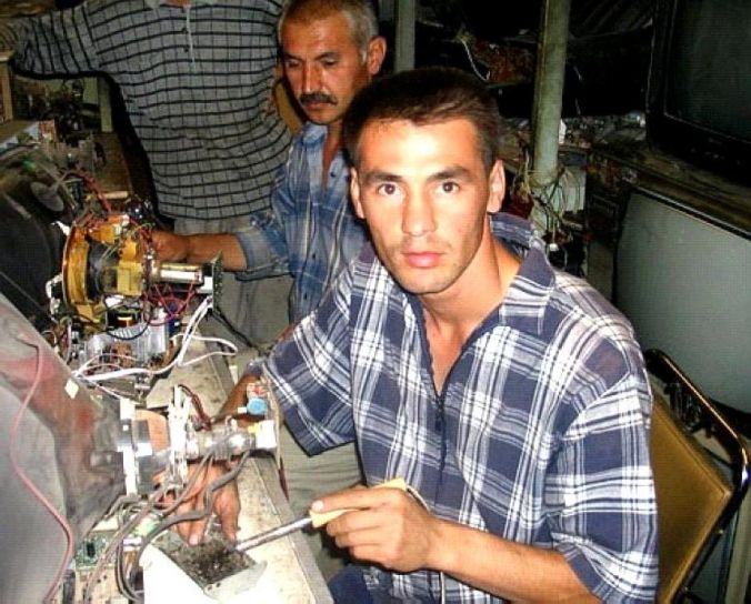 lärling, program, Tadzjikistan, undervisar, män, säljbara, färdigheter, hitta jobb