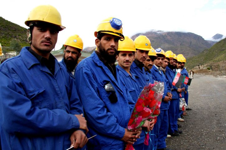 graduates, Kunar, construction, center