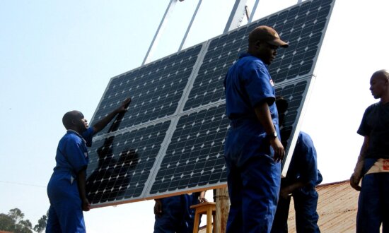 training, workers, install, solar, panels, health, clinics, Rwanda, clean, energy