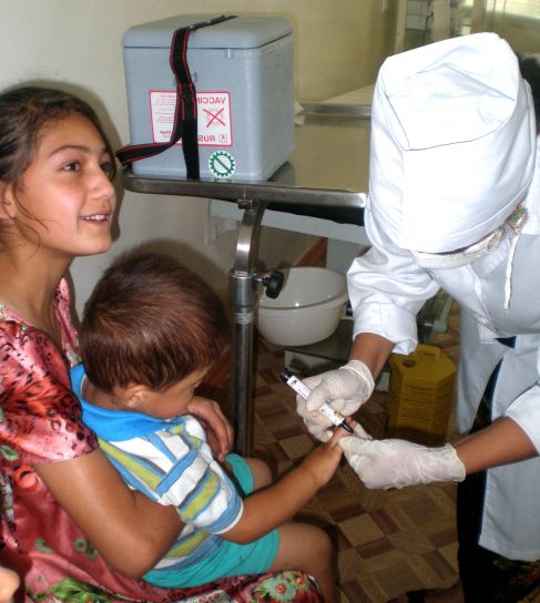 เครื่องหมาย เด็ก มือ แสดง รับ รอบ โรคโปลิโอ วัคซีน