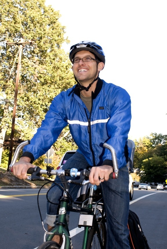 male, bicyclist, continuing, exercise