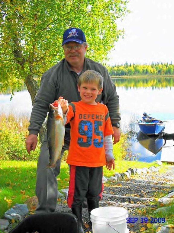 jonge, Alaska, grootvader, ging, dag, vissen