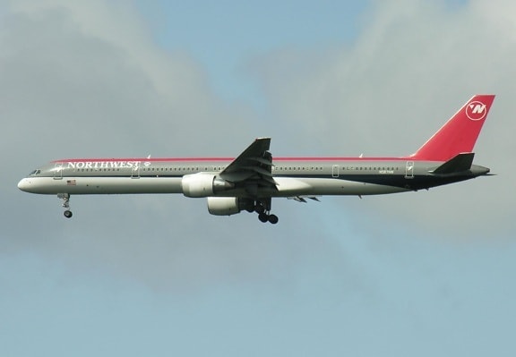 Boeing 757-300, plane, aircraft, flying