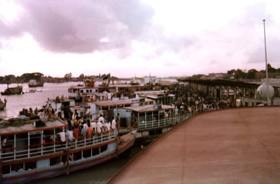 Sader, ghat, transbordador, terminal, Dhaka, Bangladesh, Buriganga, río
