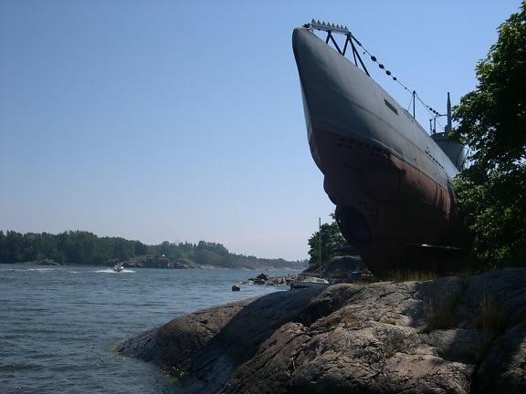 boat, vesikko, suomenlinna