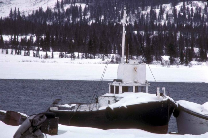 Zimný Rybolov, rybárske lode