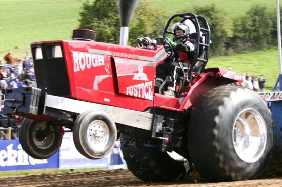 race, fast, tractor