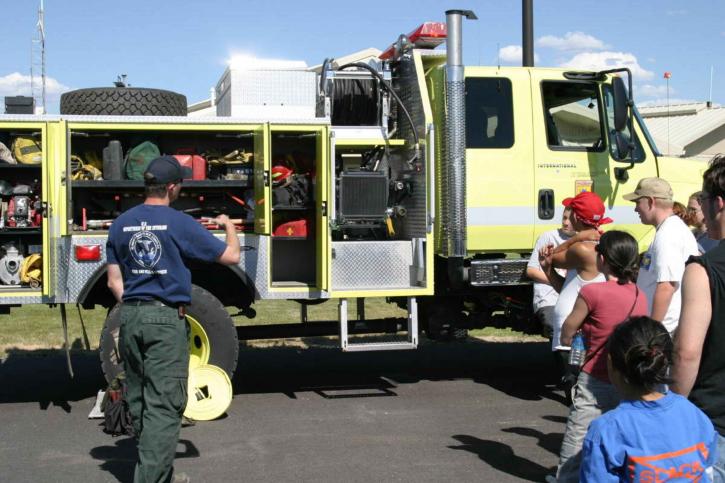 tűz, teherautó, berendezések, tűzvédelmi felszerelés