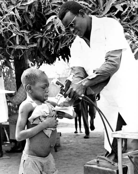 young, Cameroonian, boy, process, receiving, vaccinations