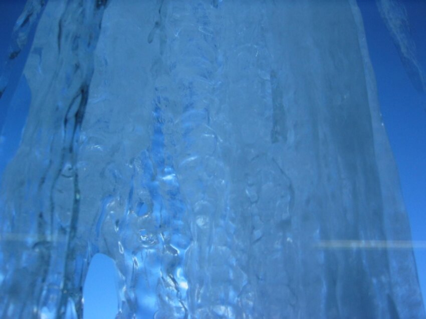 ice-background-850x638.jpg