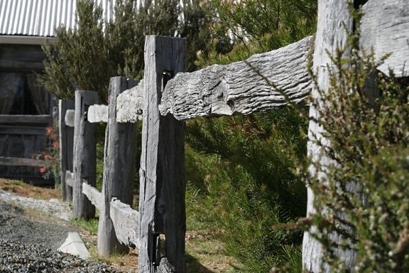 post, rail, fence, mount, barker