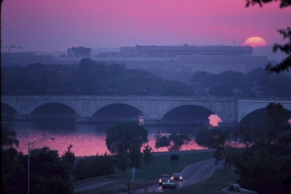 Вашингтон, місто, захід сонця